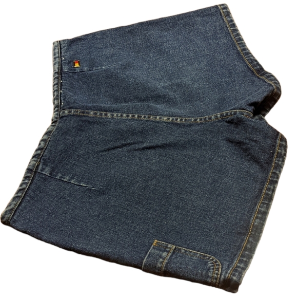 Tommy Hilfiger Ladies Denim Jean Shorts Size 12 - Picture 3 of 10